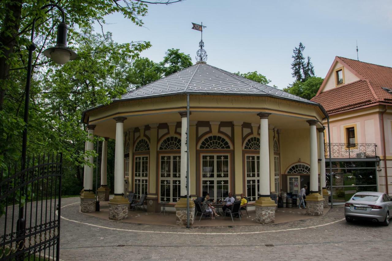 Grand Spa Holiday Home Sklené Teplice Extérieur photo